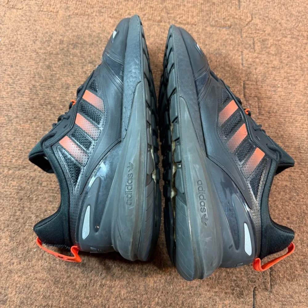 B+ Adidas ZX 2K Boost 2.0 Mens Sneakers Black Solar Orange GZ9087 Size 11.5 gym